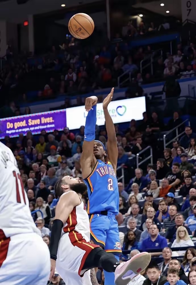 热火横扫国王,德罗赞关键制胜 热火横扫国王,德罗赞关键制胜