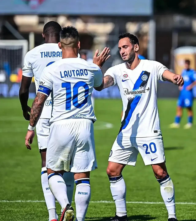 葡萄牙队逆转瑞典队，奥恰洛夫状态火热