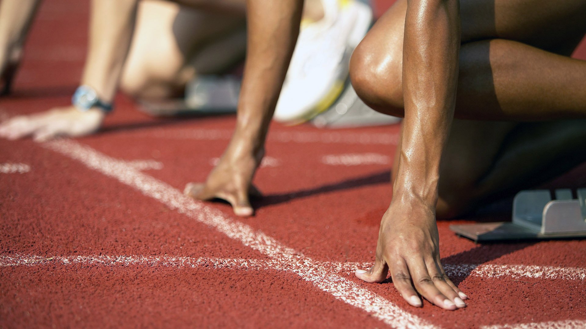 莱万，大场面先生的沉默与荷兰，轻取背后的足球哲学